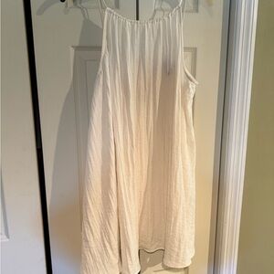 Flowy White Sleeveless Dress